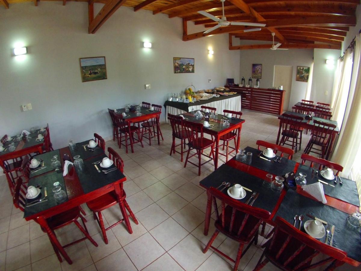 פוארטו איגואסו Yreta Apart Hotel מראה חיצוני תמונה