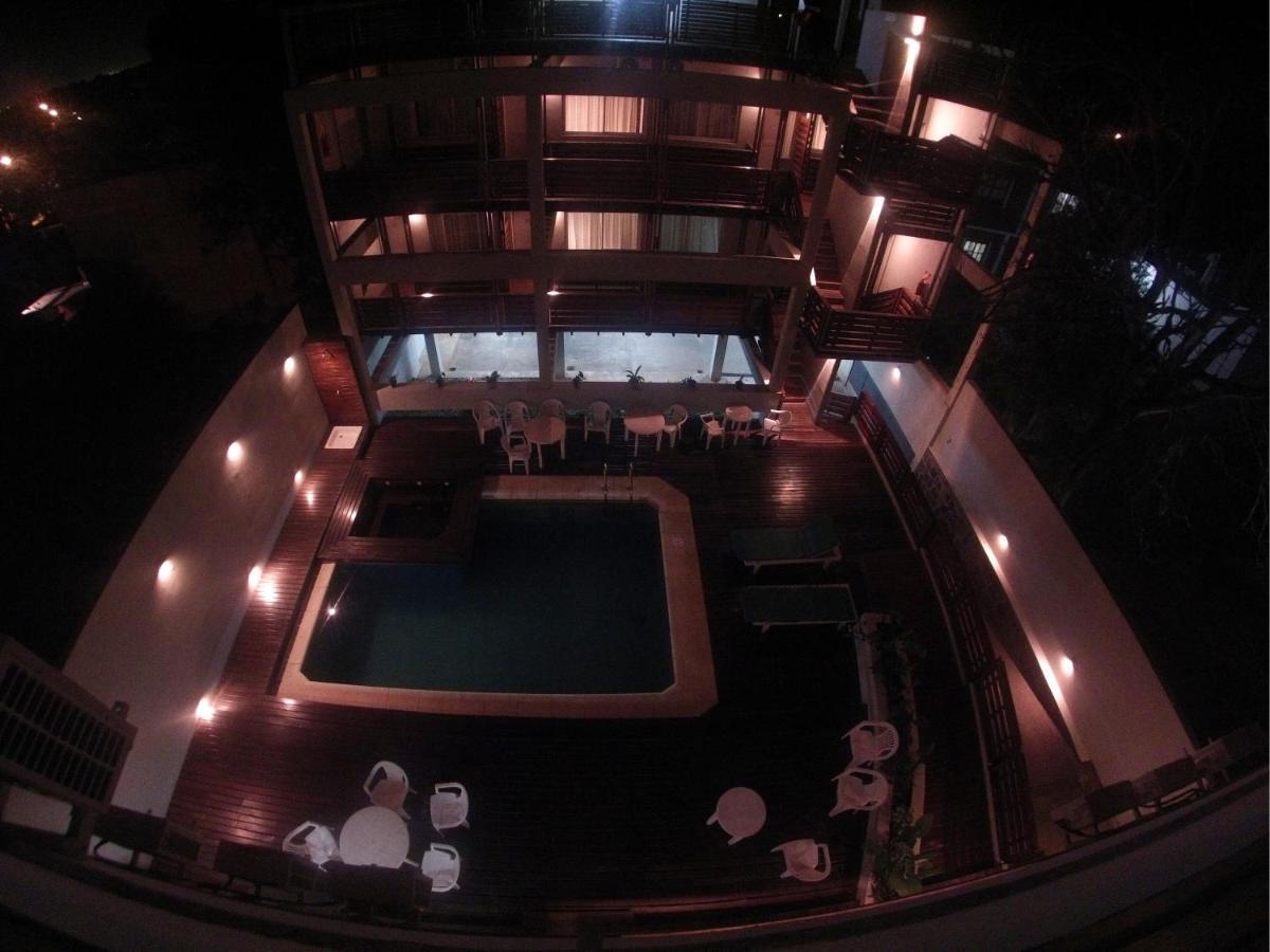 פוארטו איגואסו Yreta Apart Hotel חדר תמונה